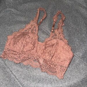 Aerie Pink Lace Bralette with Scalloped Edges